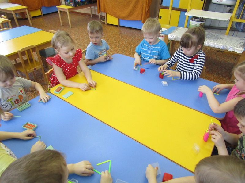 Дидактические игры для детей 3-4 лет в детском саду. Конструирование