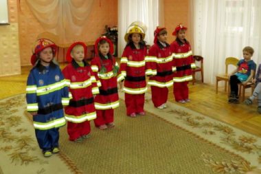 Знание пожарной безопасности поможет дошкольникам правильно повести себя в экстремальной ситуации