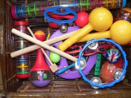 Детские музыкальные инструменты в коробке