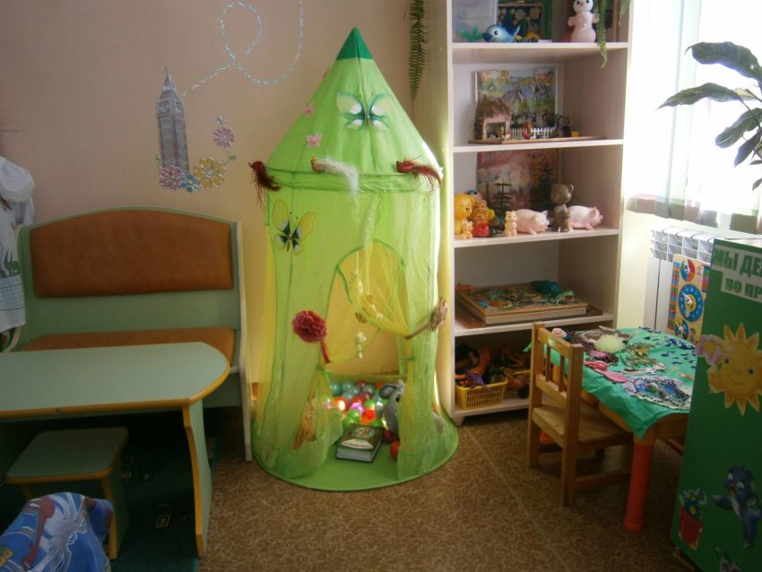 Мебельные уголки в детский сад