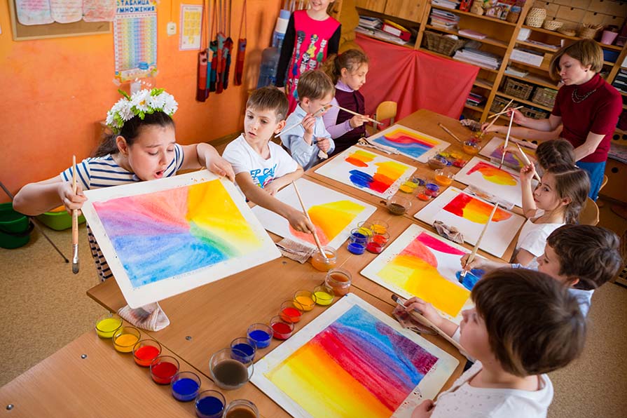 Программа школа творчества. Творческие занятия для детей. Изо для дошкольников. Дети творчество.